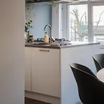 Apartamento Modern 2br Near Station Roterdão