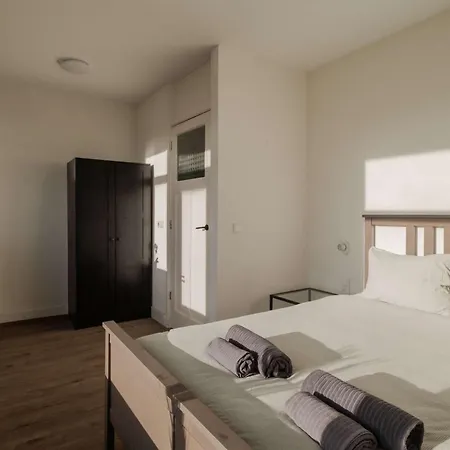 Modern 2br Near Station * Rotterdam